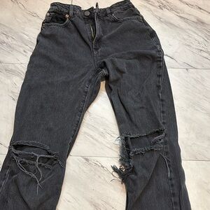 Garage ripped straight leg black jeans in size 0/24